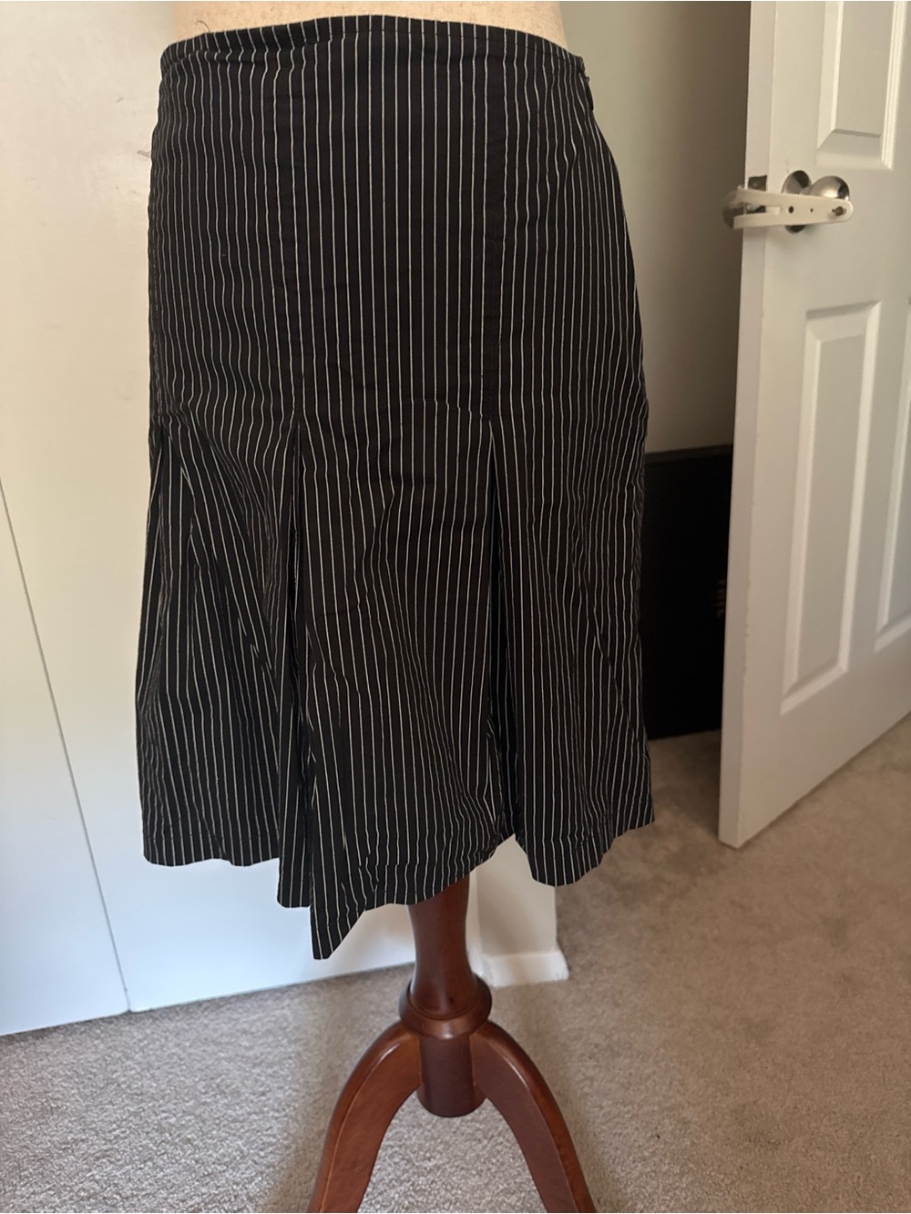 Vtg Miz Wear Black Pinstripe Drop Waist Pleated Skirt Y2K